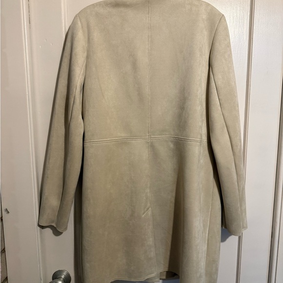 Tahari Cream Trench Coat Classic Mid-Length - Picture 3 of 4